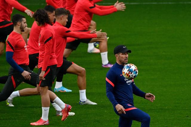 布莱克尼40+11同曦力克四川 北控送宁波11连败